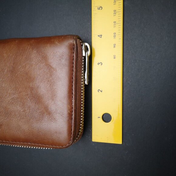 Fossil Genuine Leather Ladies Brown Zipper Closure Wallet - Picture 6 of 8